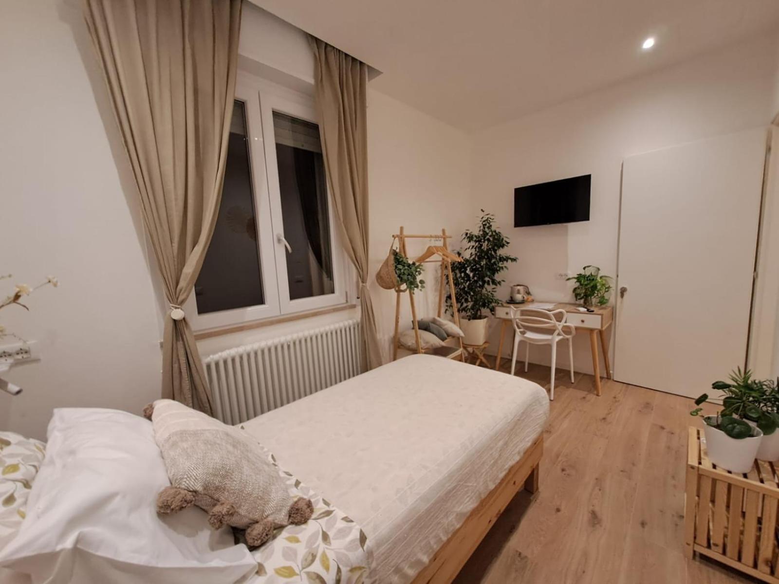 Keizna Rooms Cesena Buitenkant foto